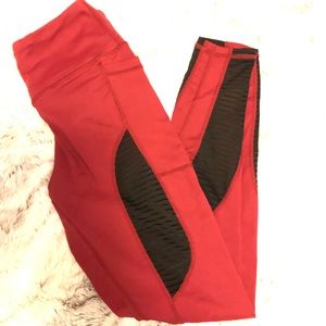 Aptitude Apparel maroon/black motto leggings